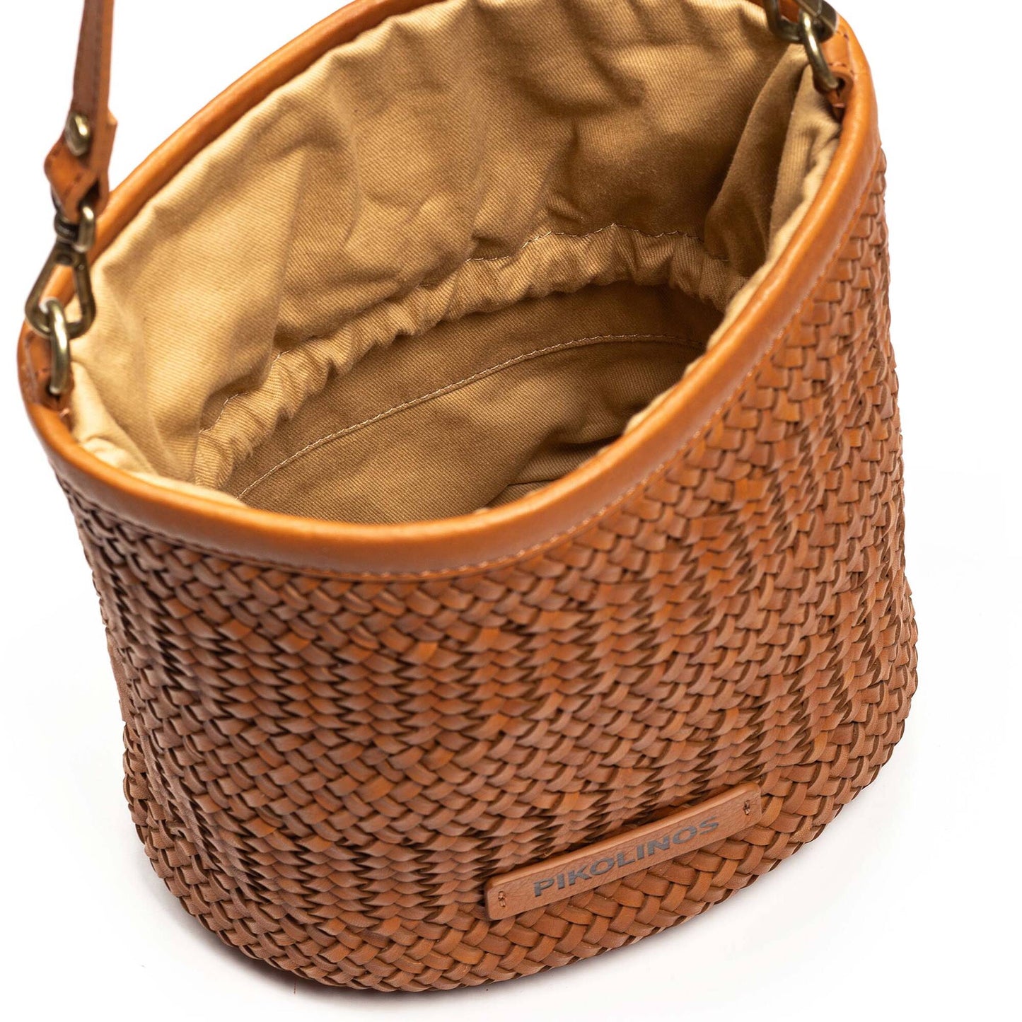 Pikolinos bag with drawstring closure and short handle WHA-540