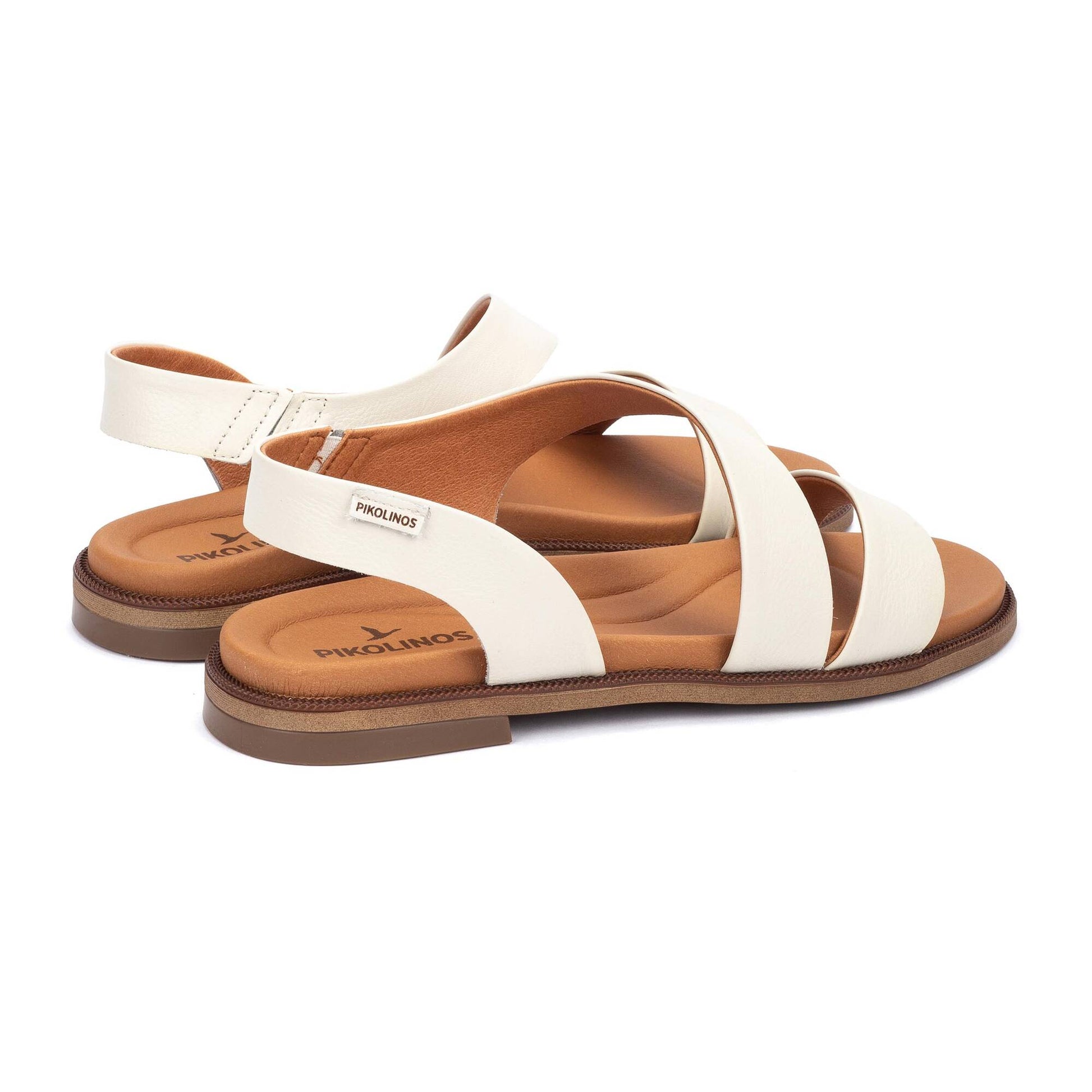 Pikolinos flat sandals with elastic closure NAVIA W3E-0652