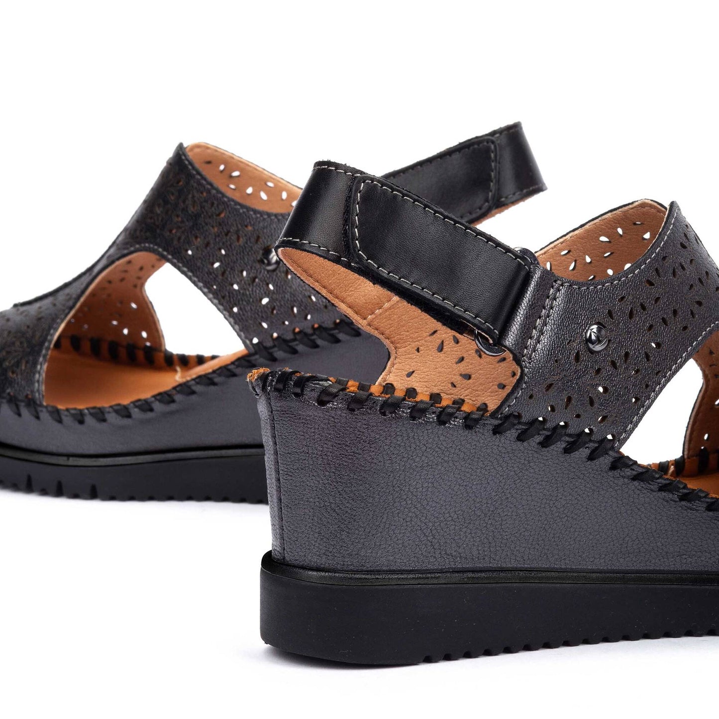 Pikolinos wedge sandals with hook-and-loop closure AGUADULCE W3Z-1623CLC1