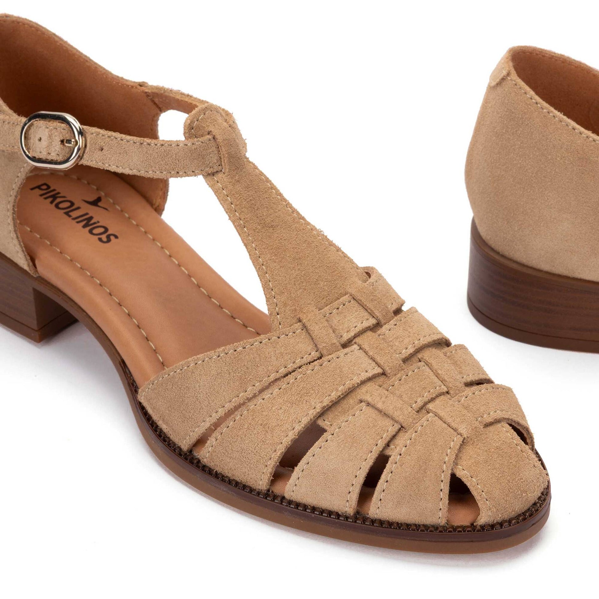 Pikolinos semi-open shoes with buckle VALENCIA W7D-1835SE