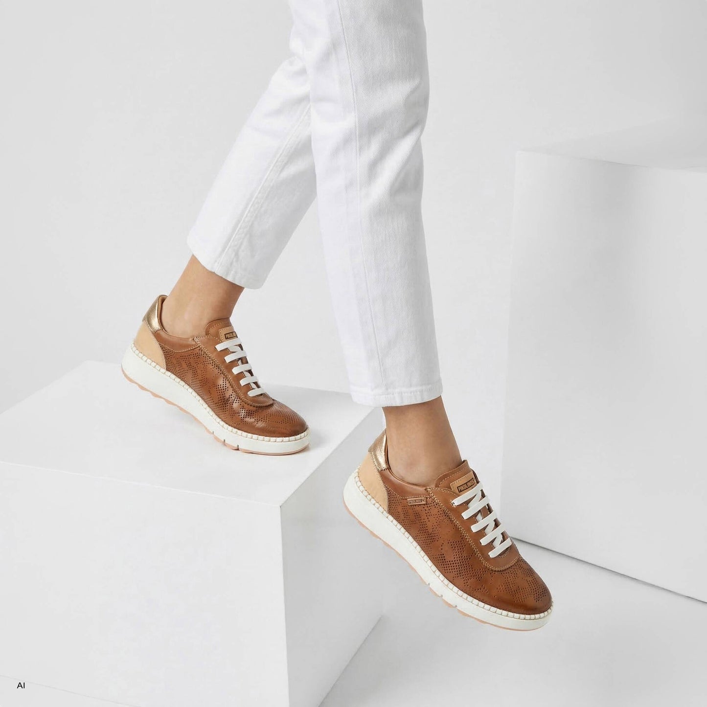 Pikolinos trainers with elastic closure ARENAS W0C-6621C1