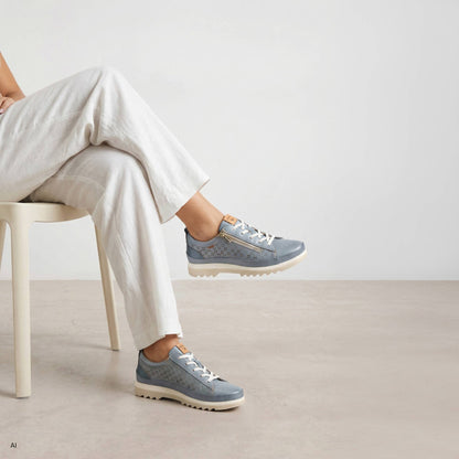 Pikolinos trainers with laces and zipper VIGO W3W-6841C1
