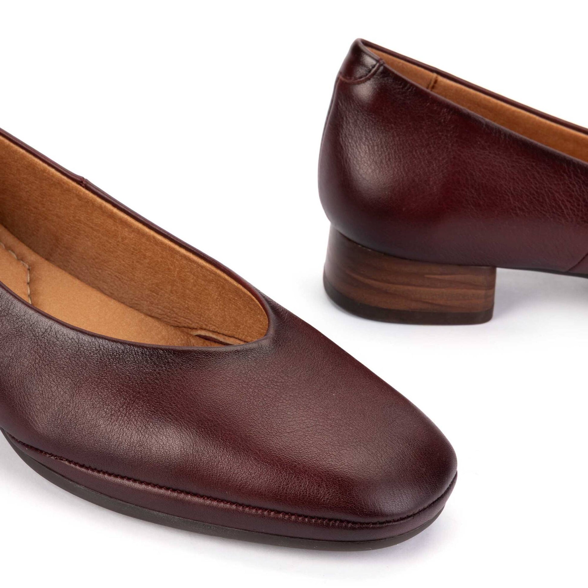 Pikolinos low-heel wide fit pumps UBEDA HAW2N-5627CO