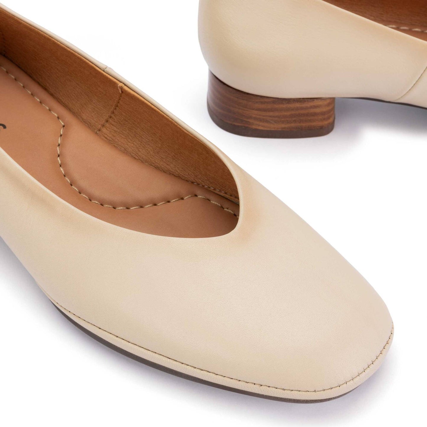 Pikolinos low-heel wide fit pumps UBEDA HAW2N-5627CO