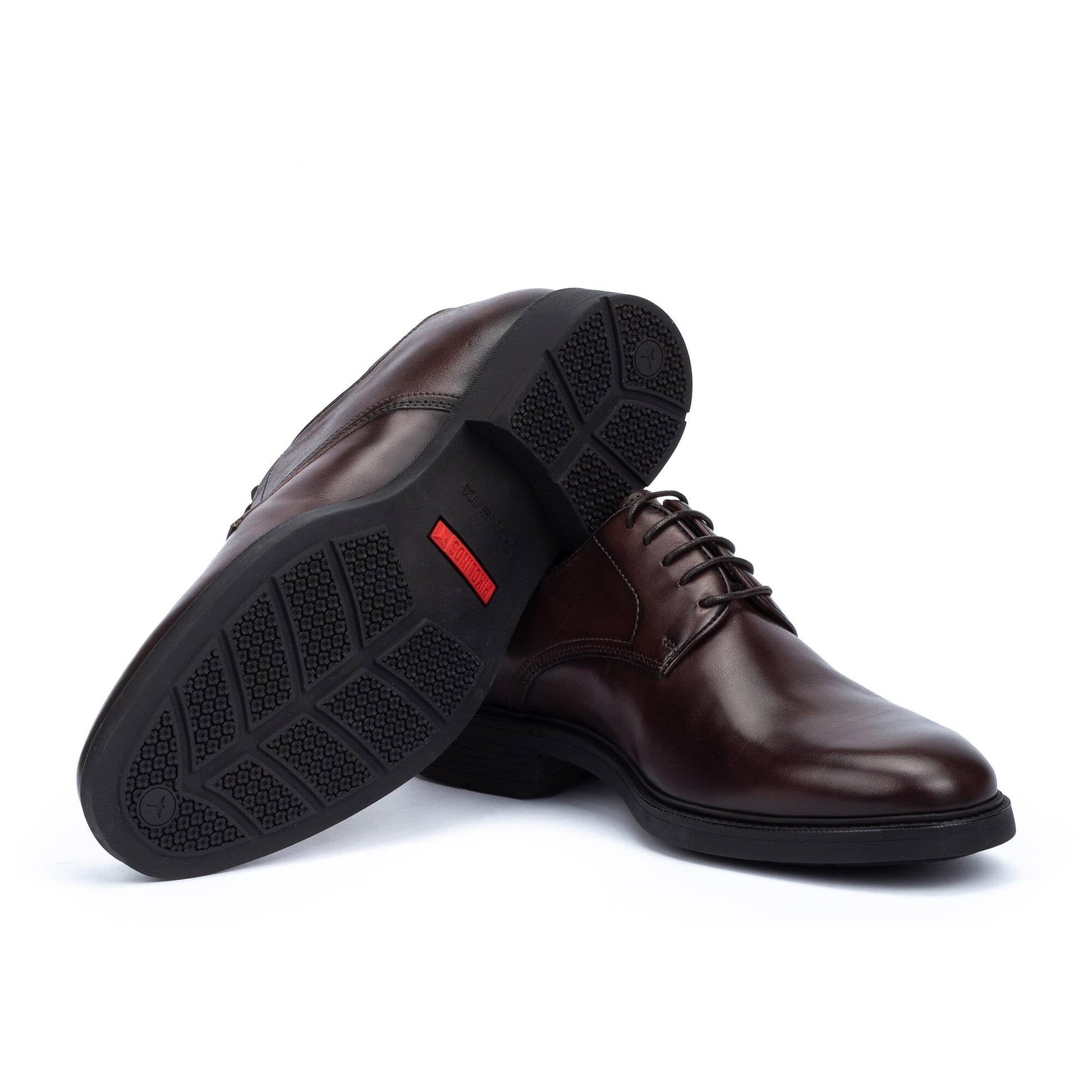 Pikolinos Elegant men’s shoe LORCA 02N-6130