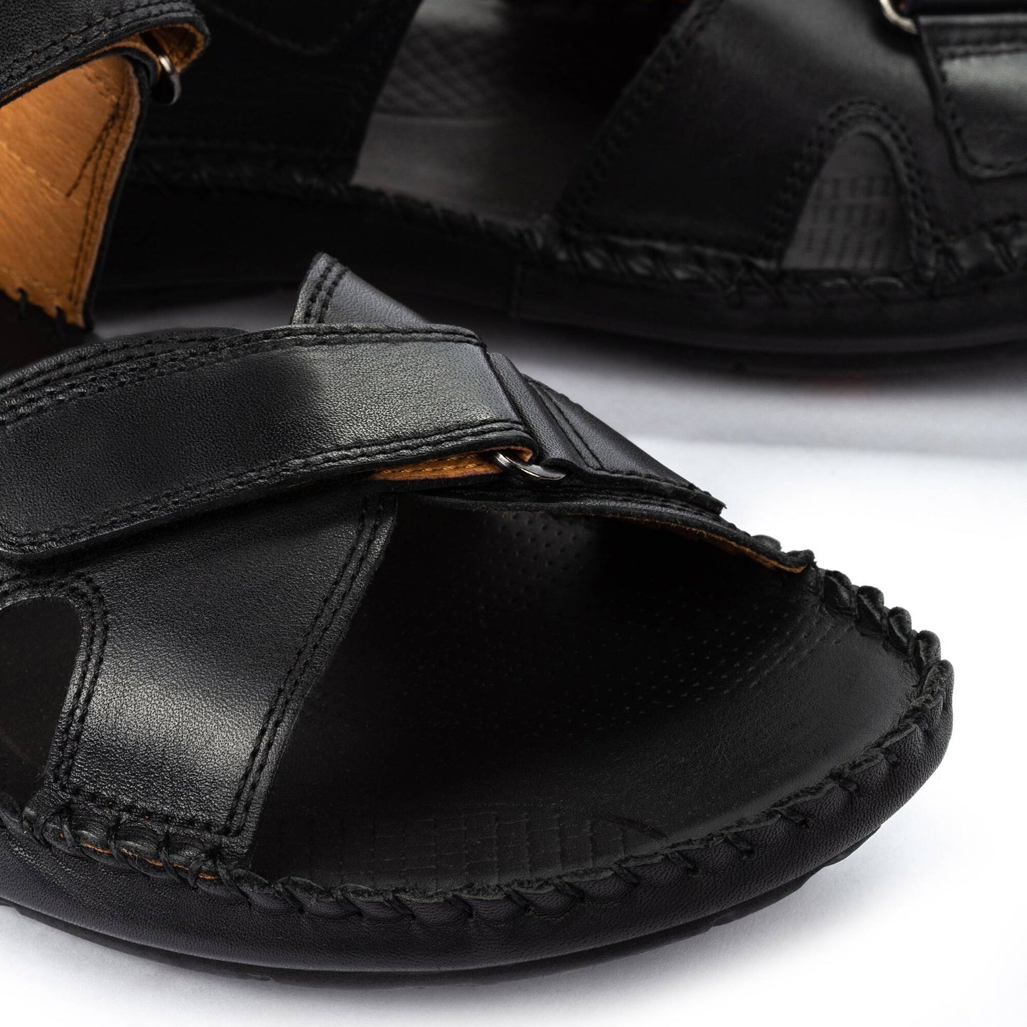 Pikolinos flat sandals with hook-and-loop closure TARIFA 06J-5818