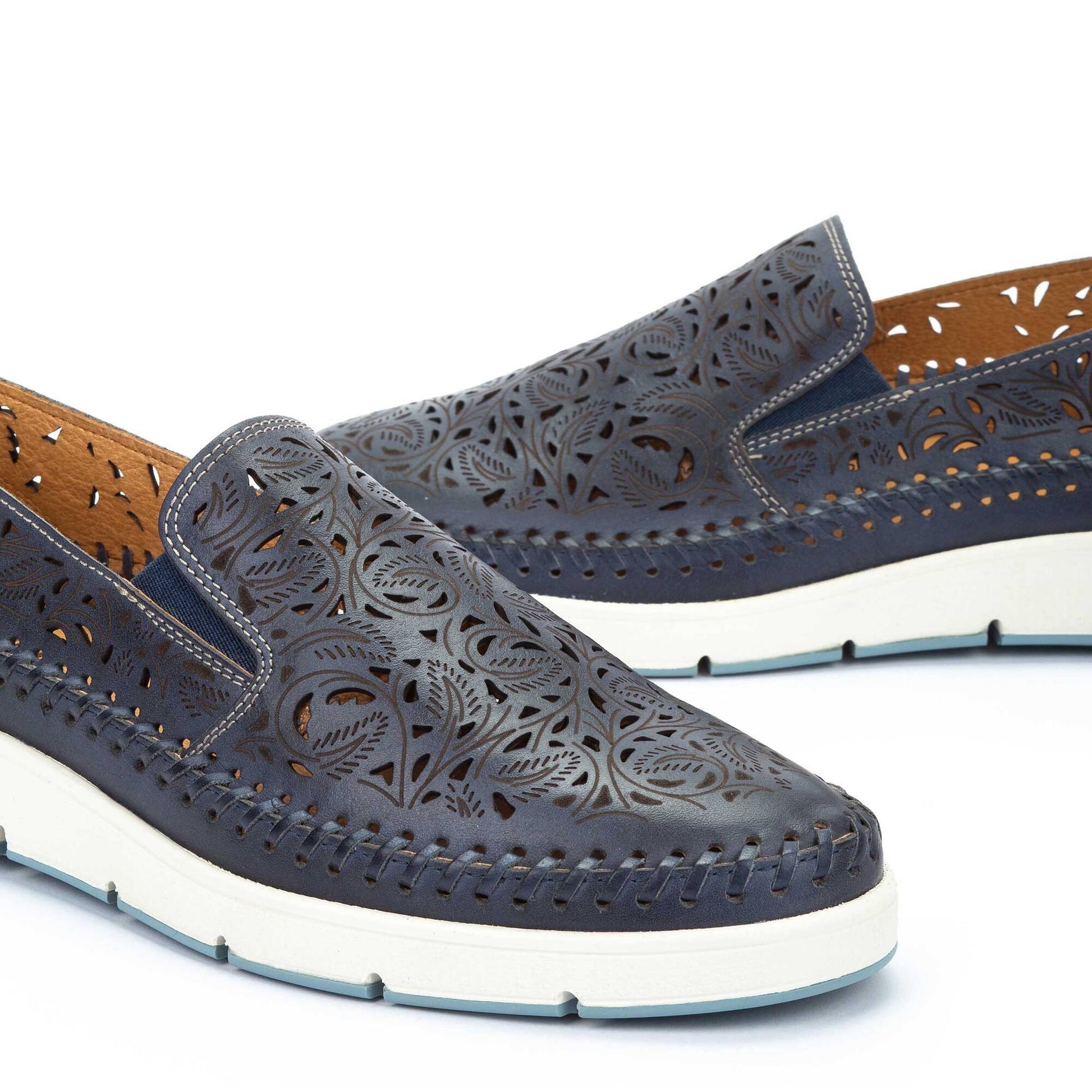 Pikolinos slip-on moccasins TENERIFE W8D-3896