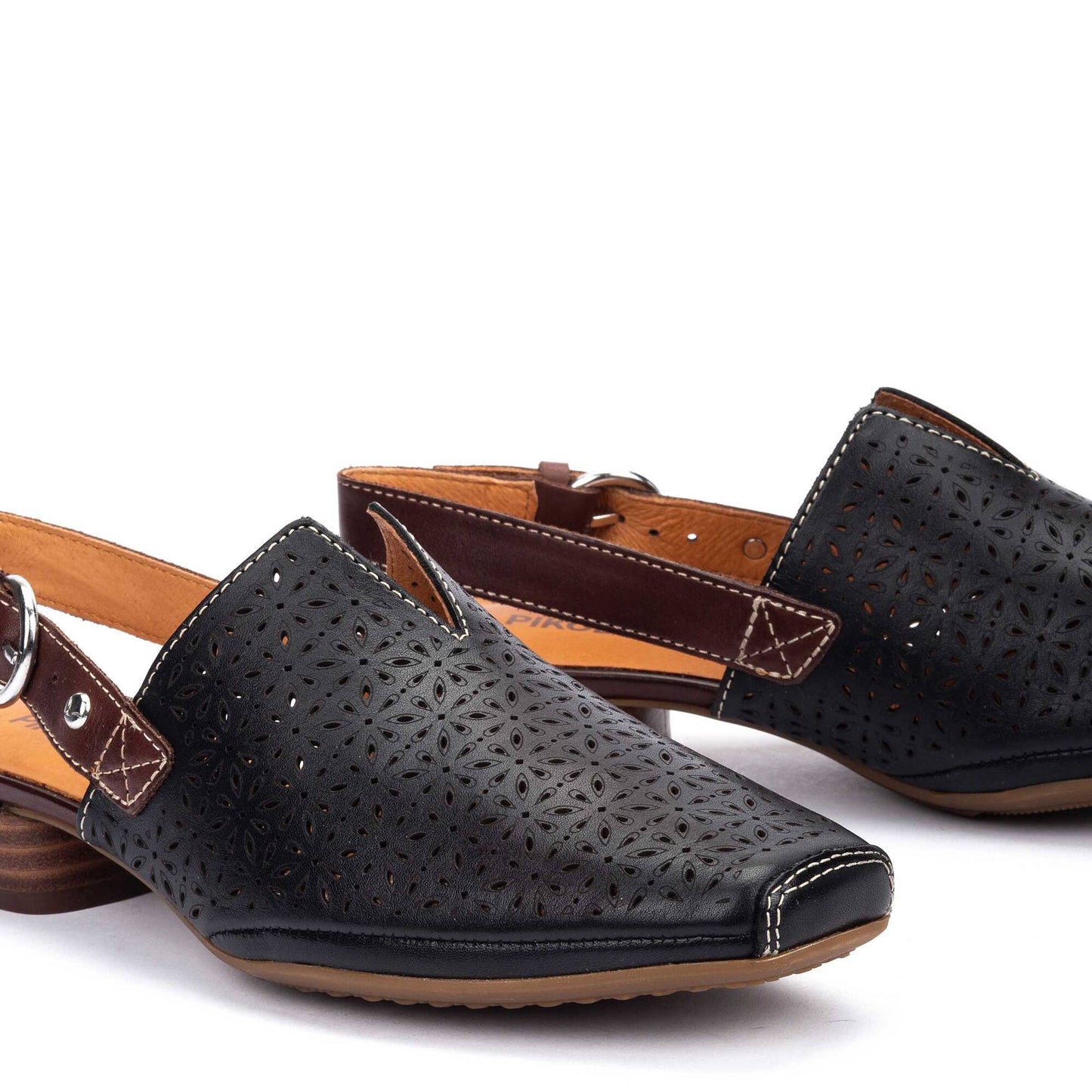 Pikolinos heeled shoes with buckle ALAMEDA W1N-5955C1