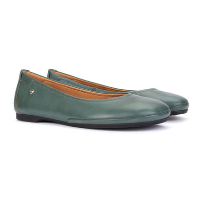 Pikolinos leather ballet flats CARMONA W2S-2655C1