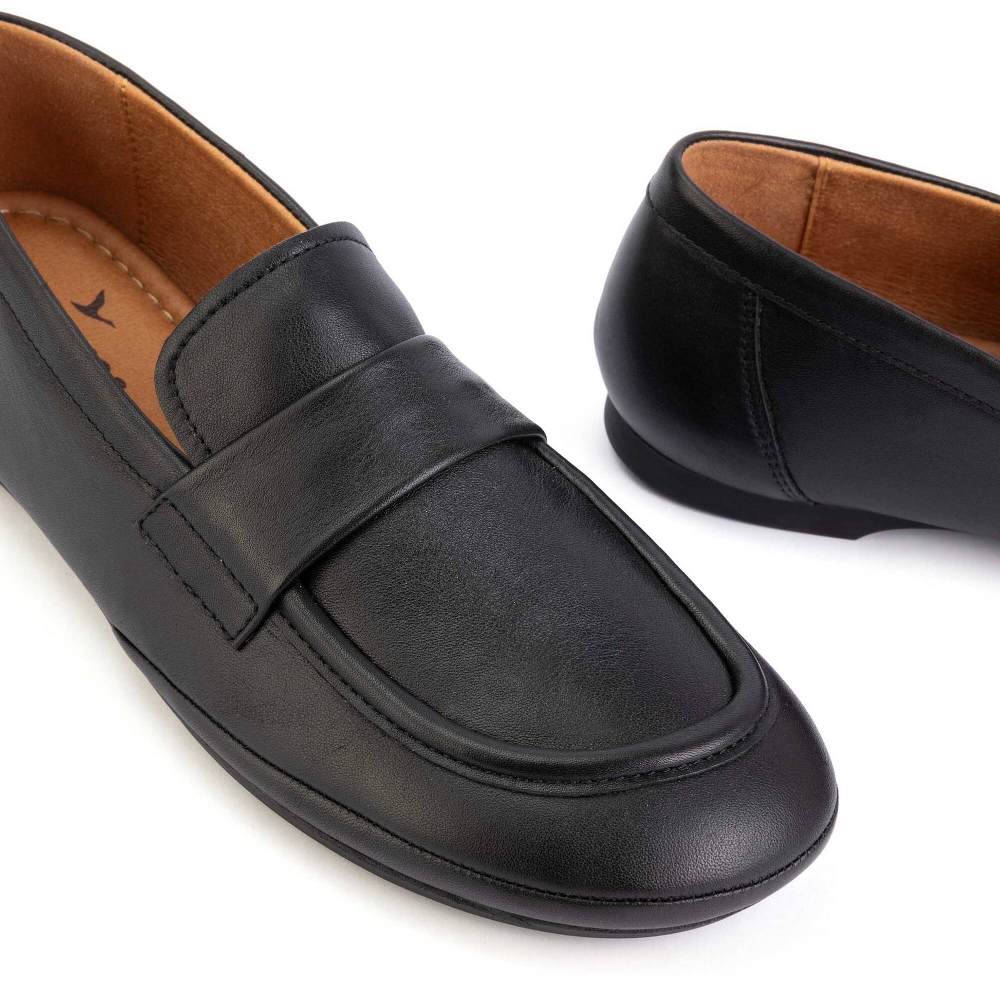 Pikolinos flat loaferss CARMONA W2S-3964CO