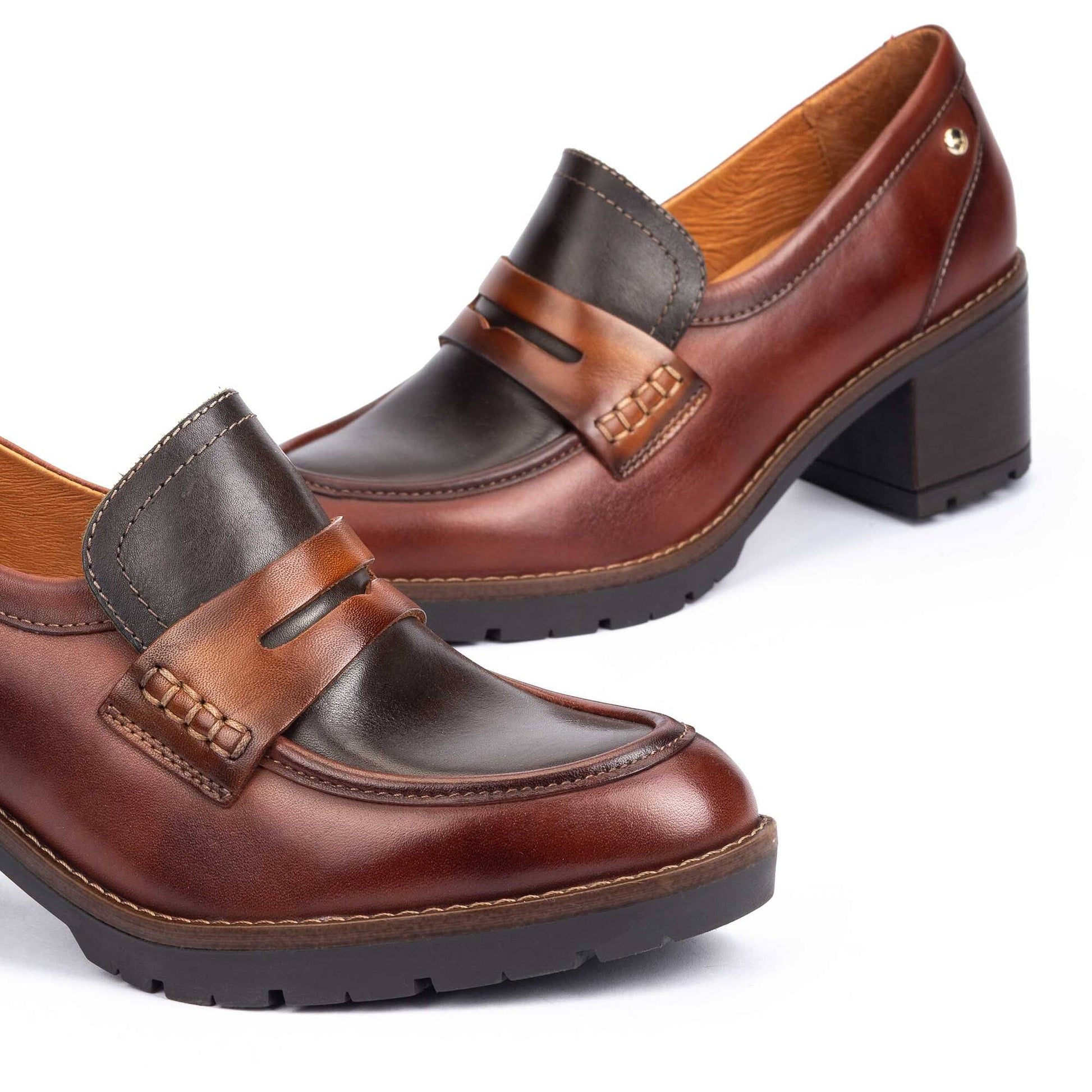 Pikolinos mid-heel loaferss LLANES W7H-3873C2