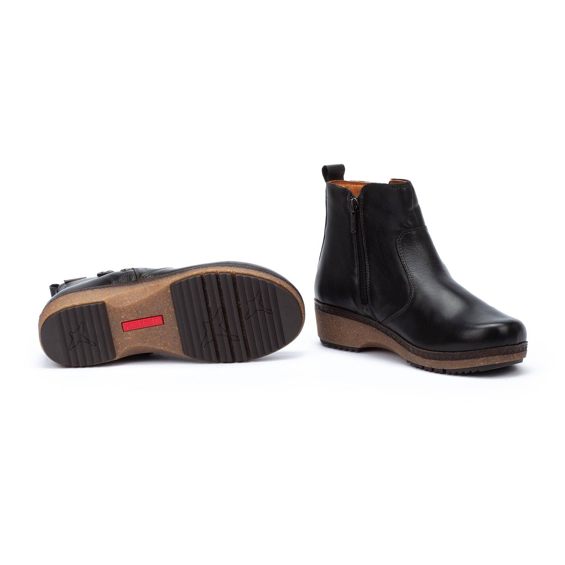 Pikolinos casual ankle boots GRANADA W0W-8988