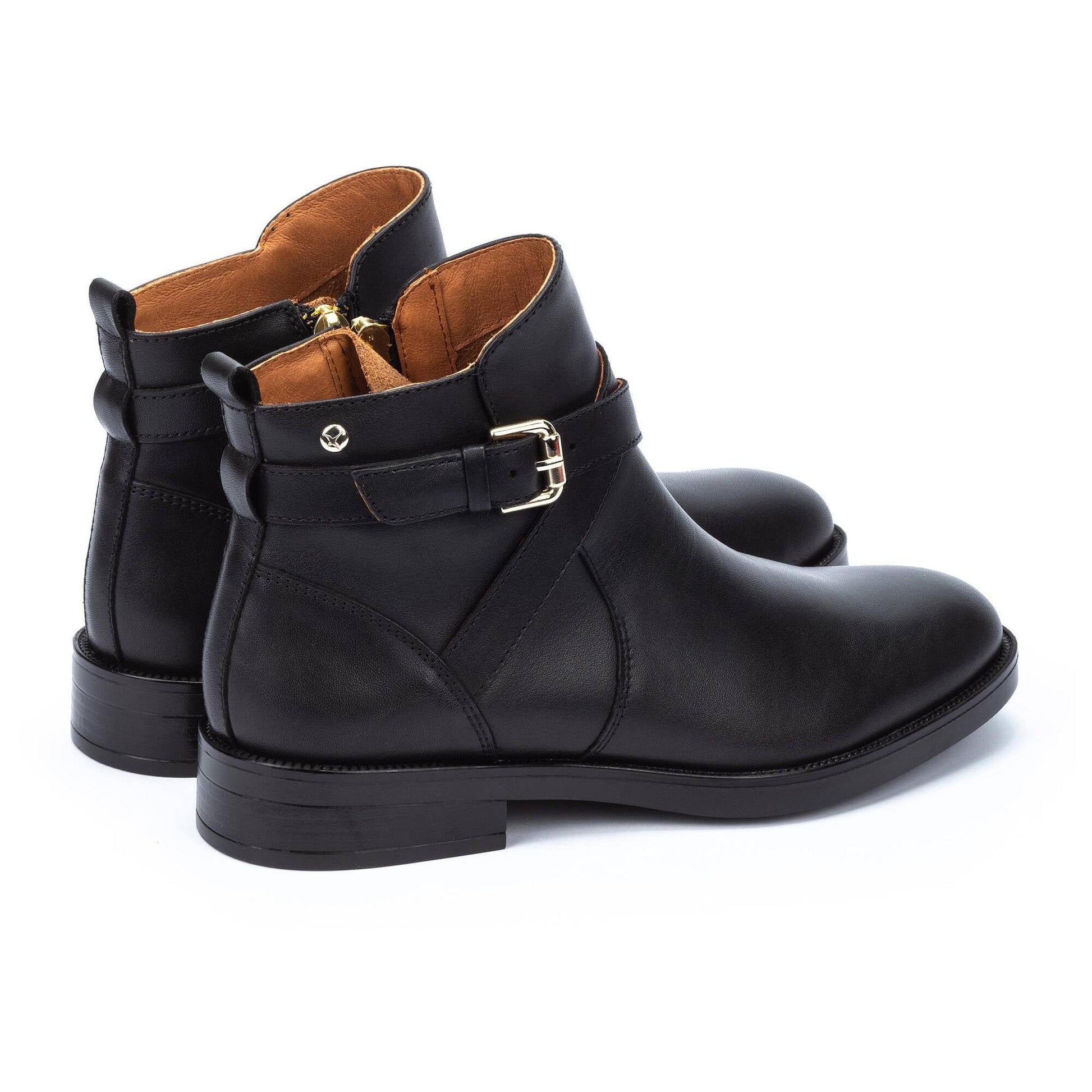 Pikolinos flat ankle boots with buckle PUERTOLLANO W3C-8869