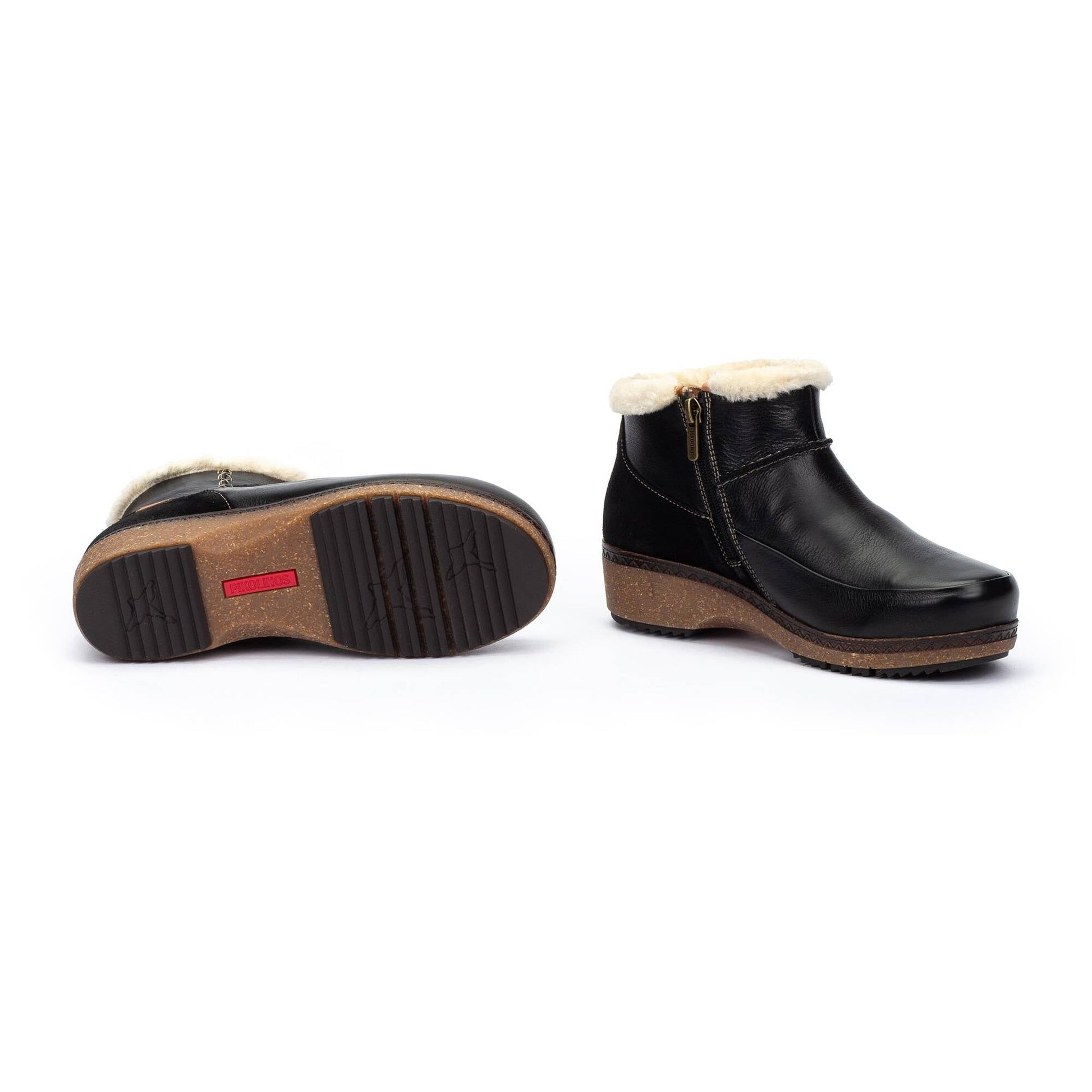 Pikolinos ankle boots with fleece GRANADA W0W-8827C1