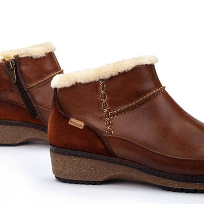 Pikolinos ankle boots with fleece GRANADA W0W-8827C1