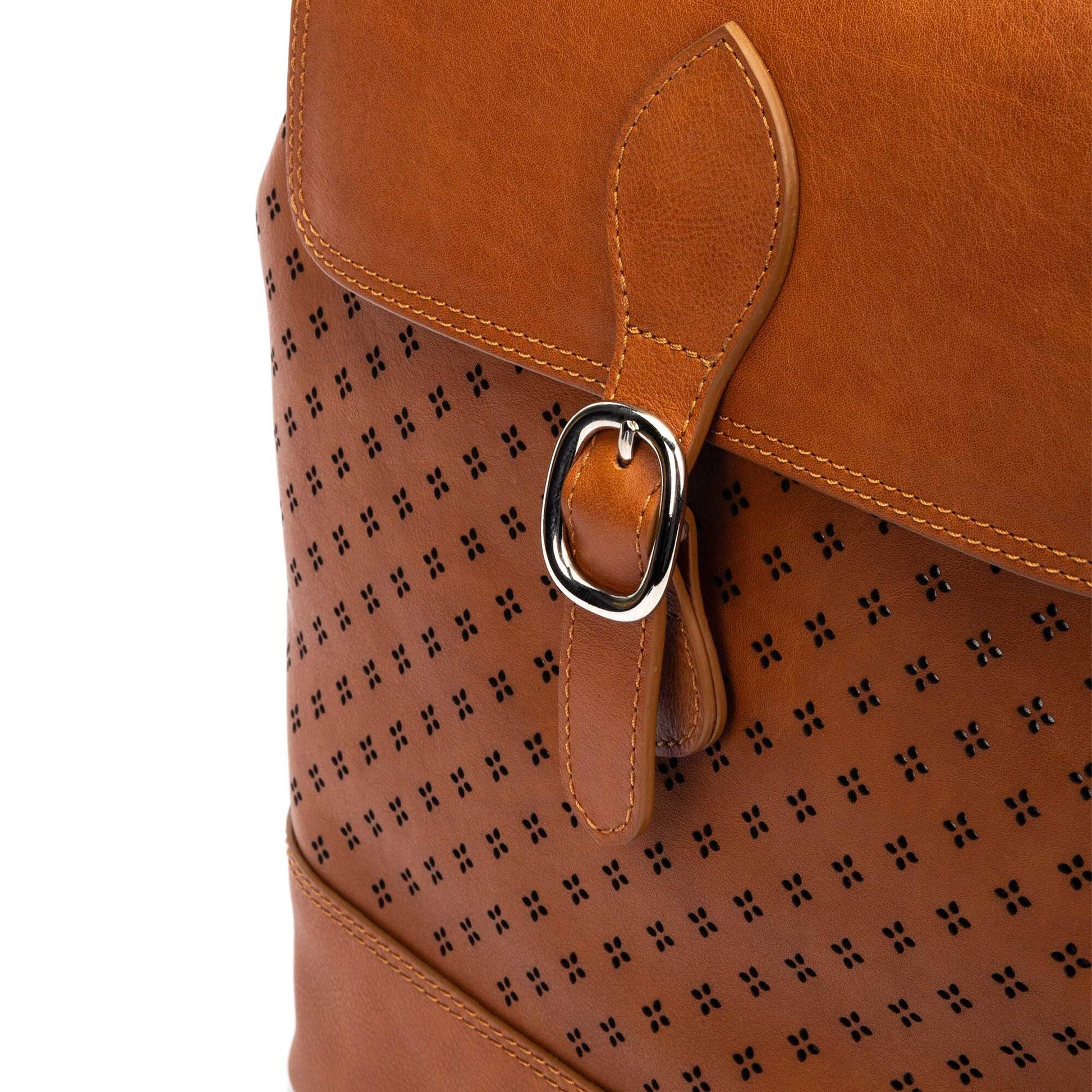 Pikolinos backpack with zipper and magnet closure WHA-787