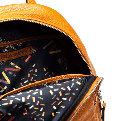 Pikolinos backpack with zipper closure and 2 pockets WHA-786