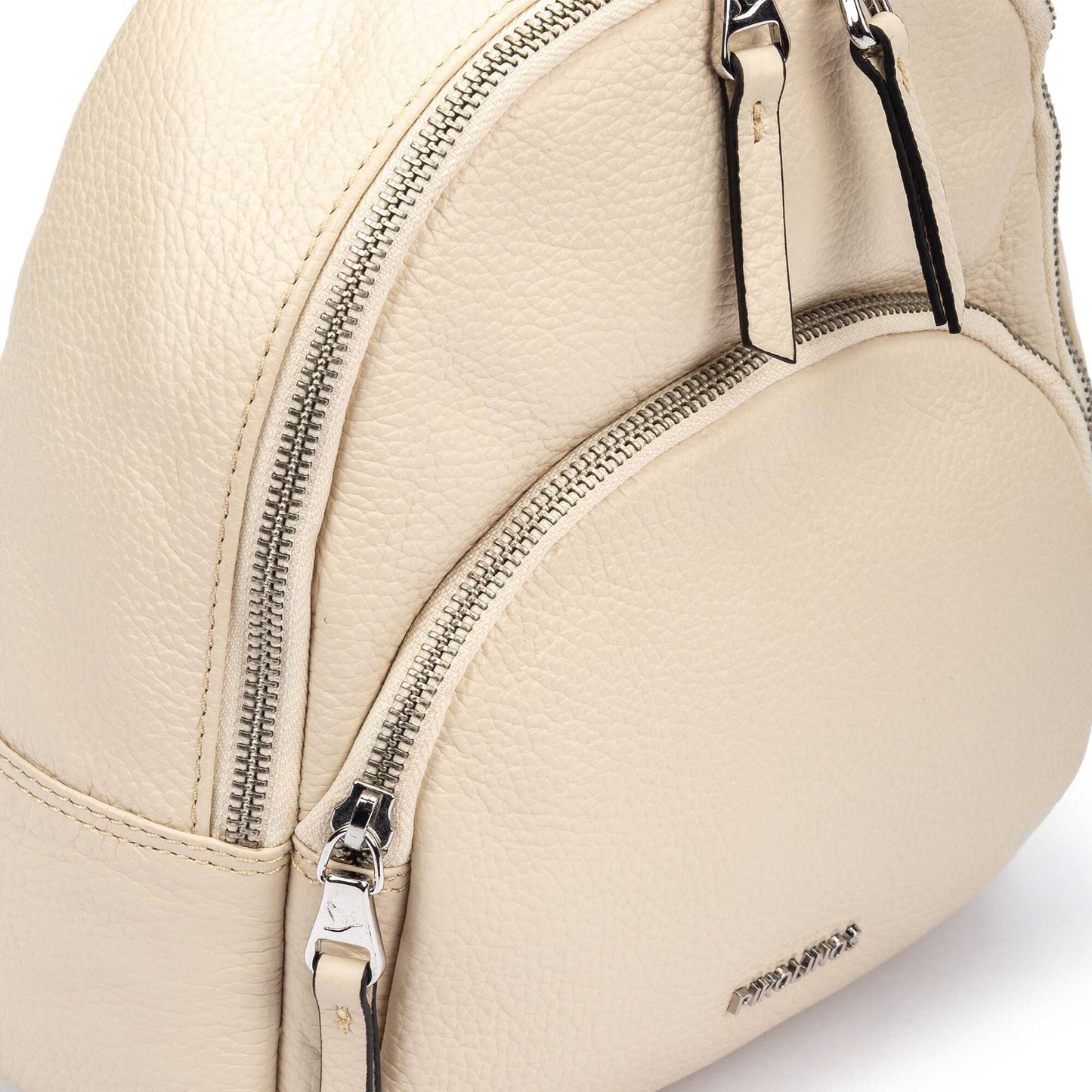 Pikolinos backpack with zipper closure and 2 pockets WHA-786