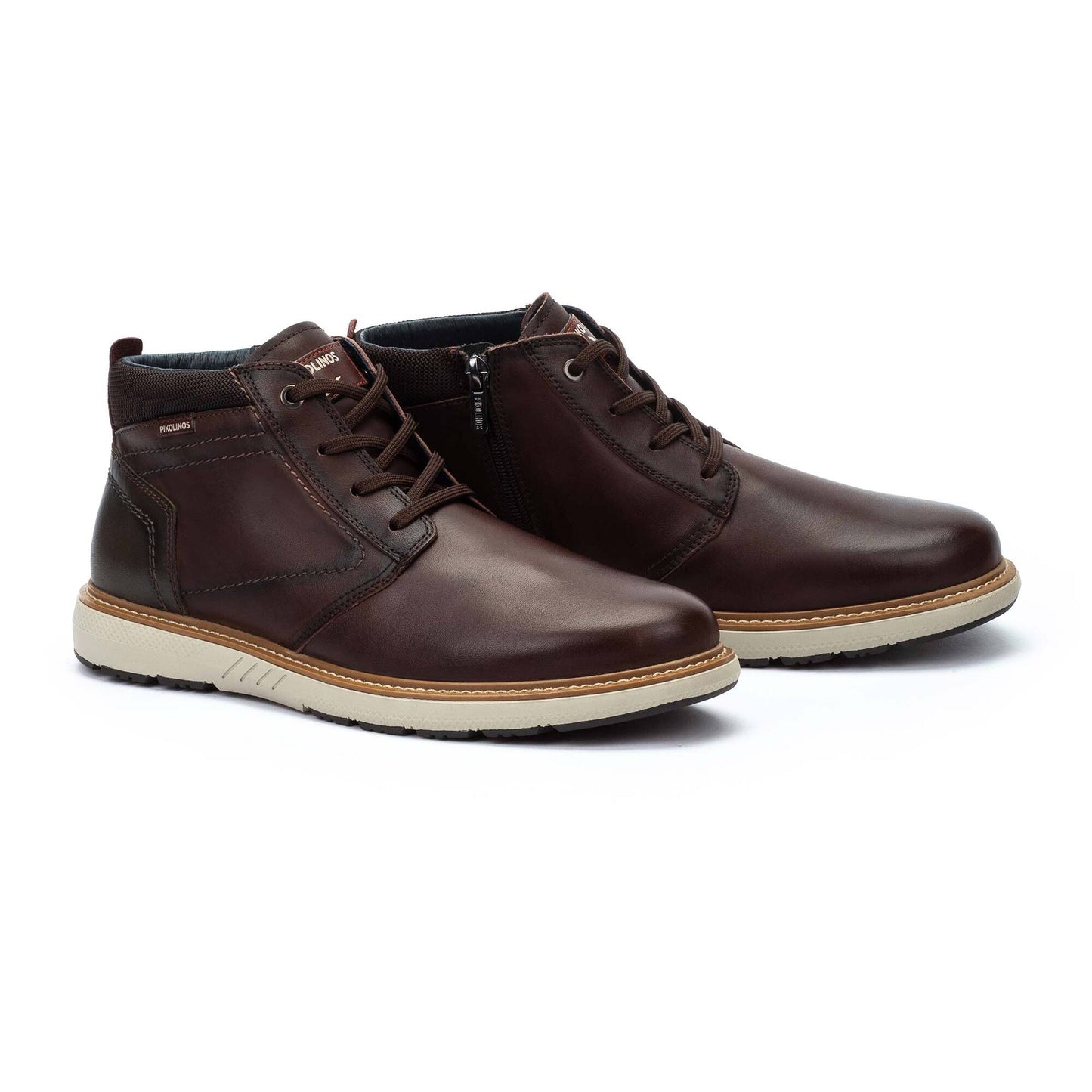 Pikolinos ankle boot with an ultra-light sole and lace fastening. BILBAO M8D-8050C1