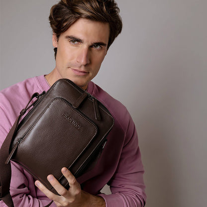 Pikolinos crossbody bag with zipper closure MHA-196