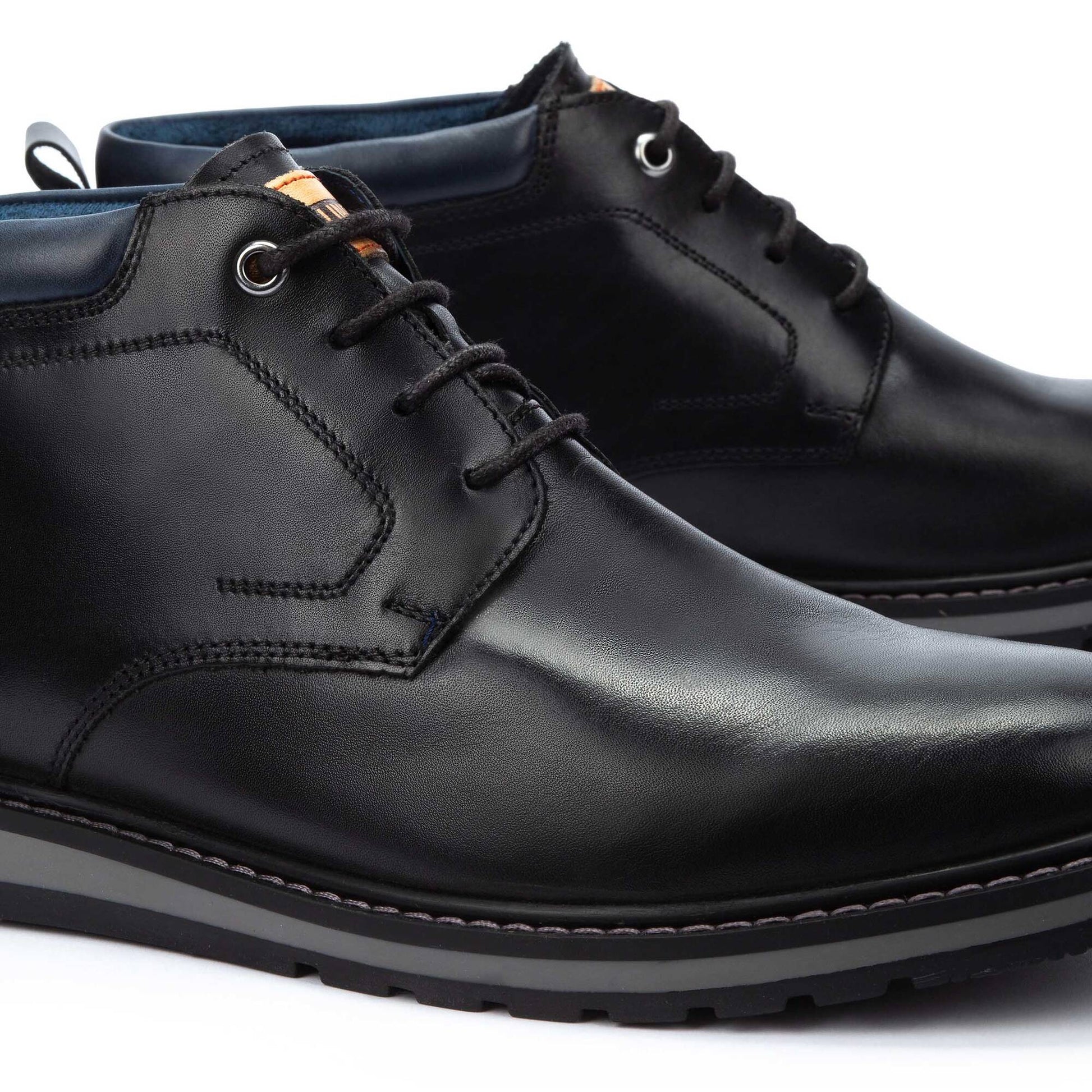Pikolinos Men’s lace-up ankle boots BERNA M8J-8181